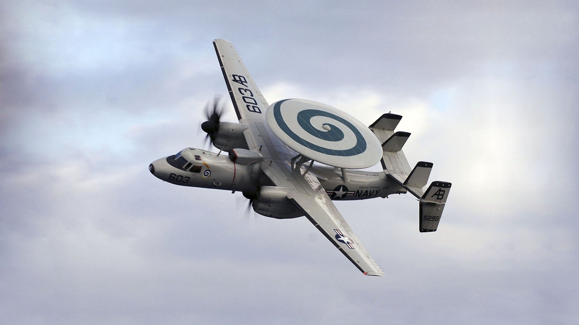 七人制橄榄球赛场上的激情碰撞，七人制橄榄球全场比赛时间