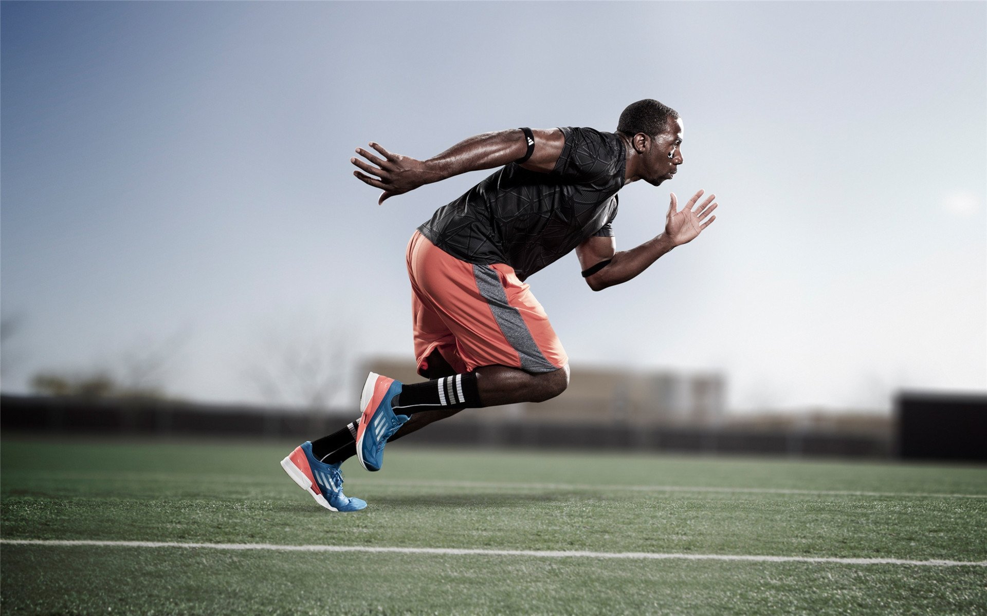 欧冠十六强：那不勒斯主客场双杀法兰克福 历史首进八强创队史